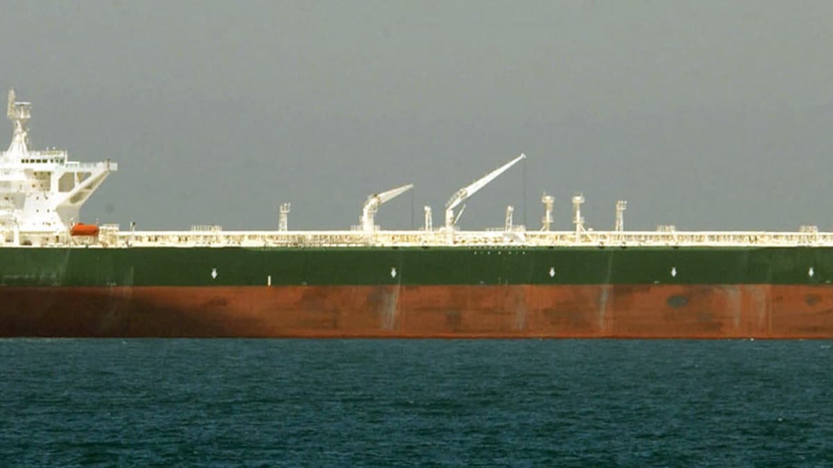 India's Major Masterstroke Amid Hormuz Crisis: Refineries Shift Strategy to Secure Cheaper Crude Oil Imports