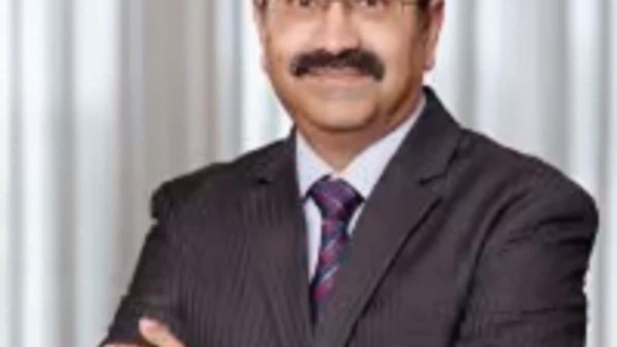 HDFC बैंक की कमान अनूप बागची के हाथ: तीन दशकों के बैंकिंग अनुभव से कितनी बदलेगी तस्वीर