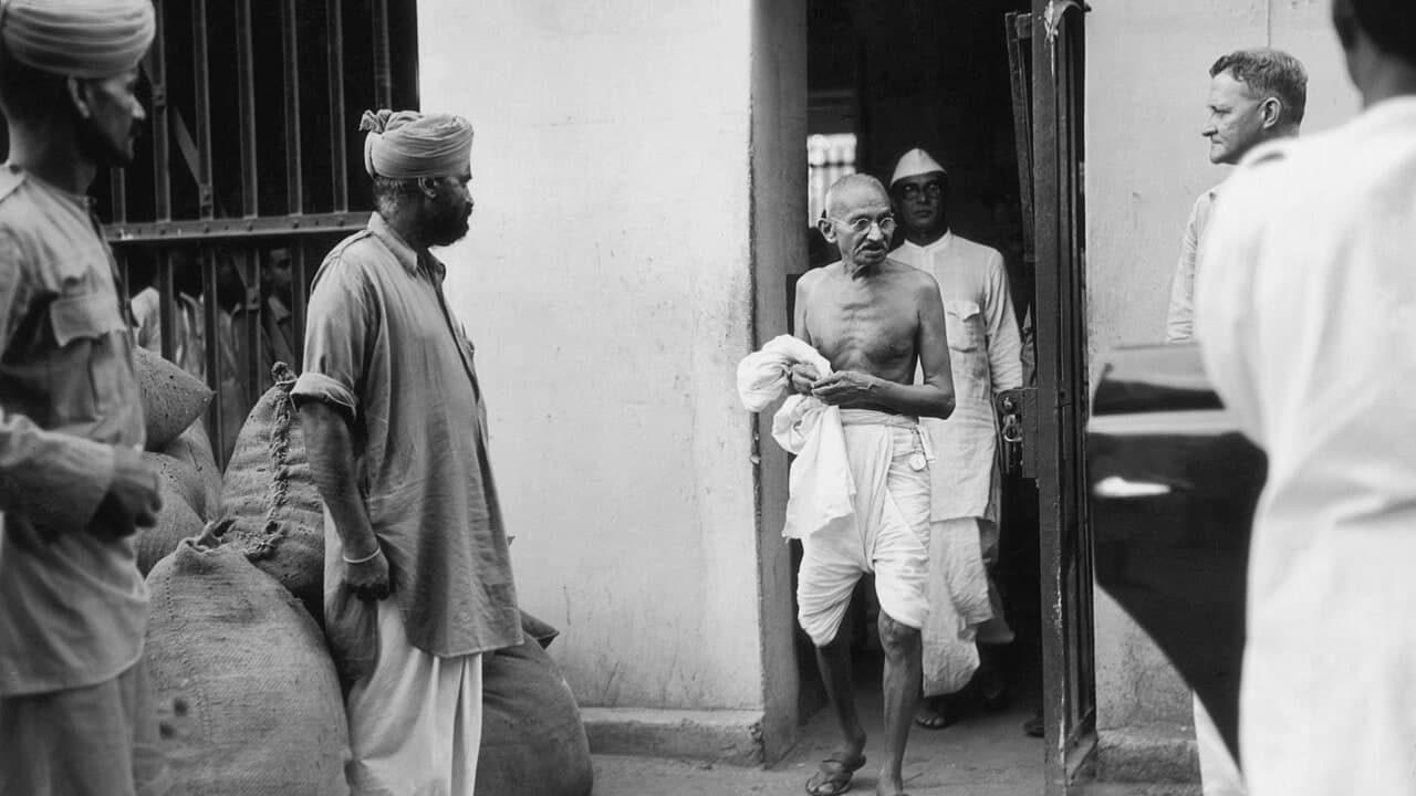 Gandhi Jayanti 2026: डिजिटल युग में बापू के संदेशों की गूंज, अपनों को भेज रहे सत्य और अहिंसा के अनमोल विचार