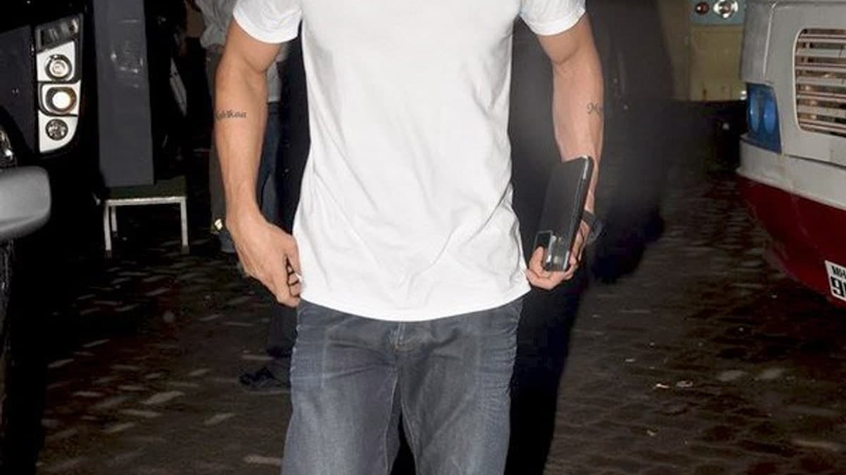 Ranveer Singh and Arjun Rampal Dance Video from Dhurandhar 2 Set Goes Viral