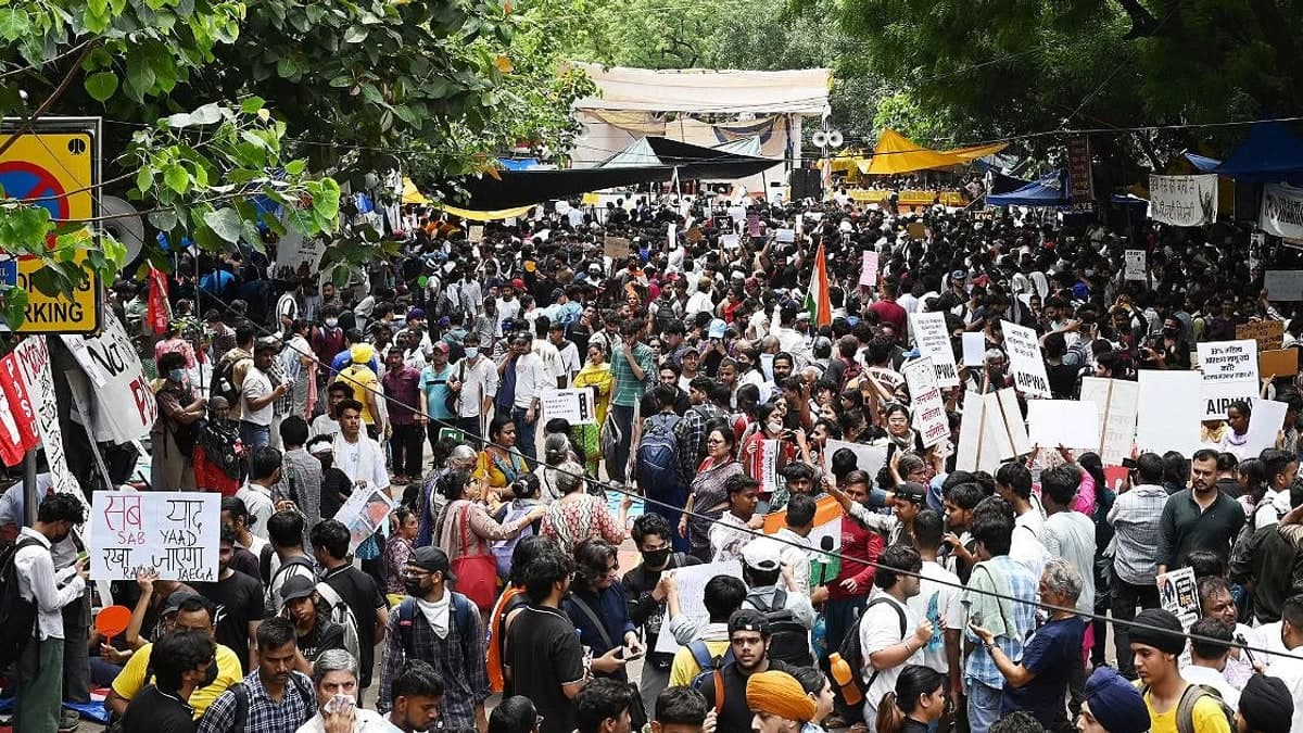 CJP प्रोटेस्ट की आंधी: मुख्य चुनाव आयुक्त के इस्तीफे की मांग को लेकर मुंबई में जुटा 50 हजार का सैलाब