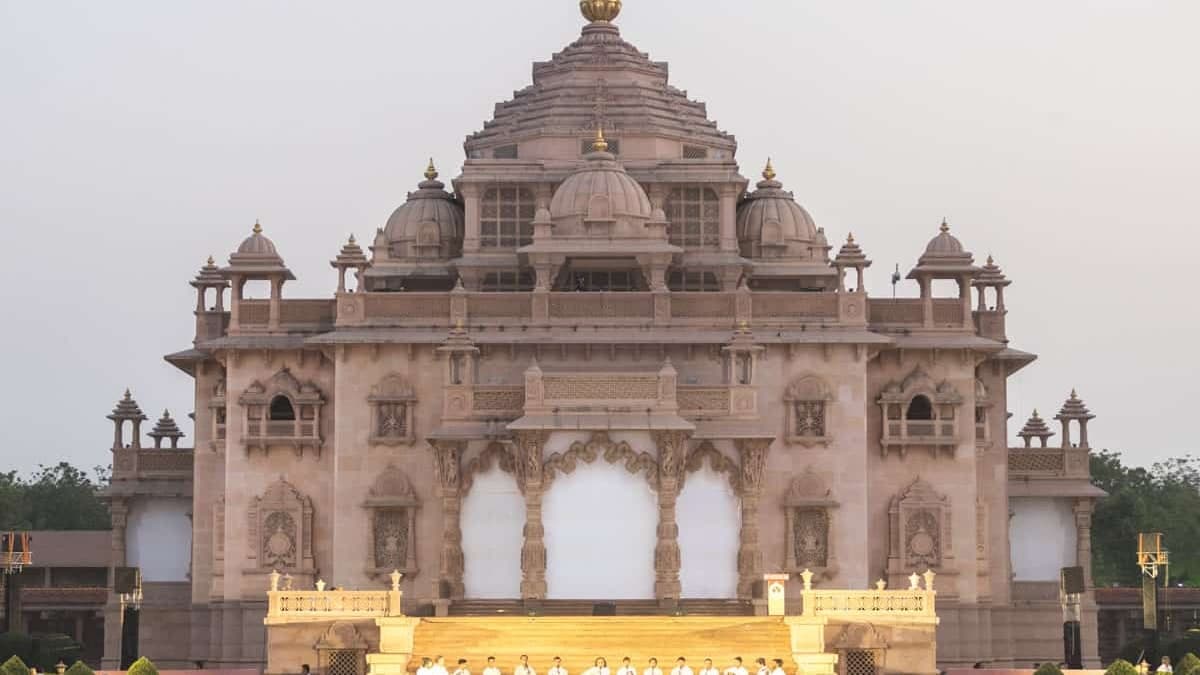 Major setback for National Unity Day preparations: Dozens of security personnel test positive for dengue in Gandhinagar