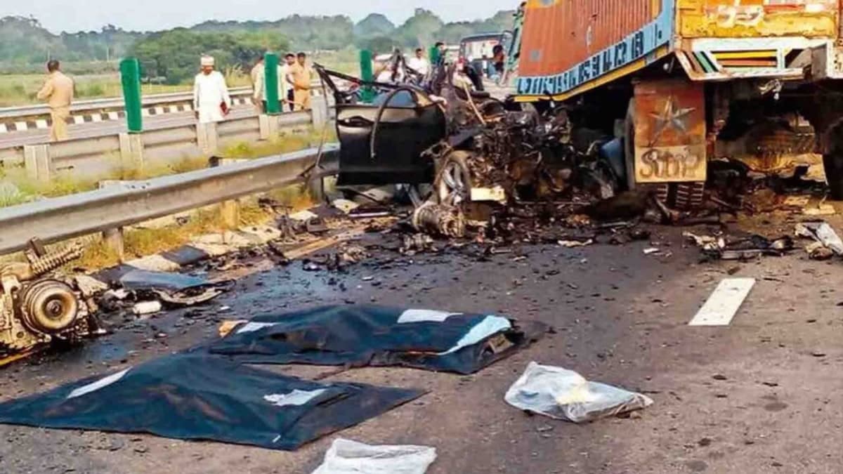 एक ही परिवार में 48 घंटे में उठीं तीन अर्थियां: फौजी का शव ला रही एंबुलेंस के हादसे ने उजाड़ा पूरा घर