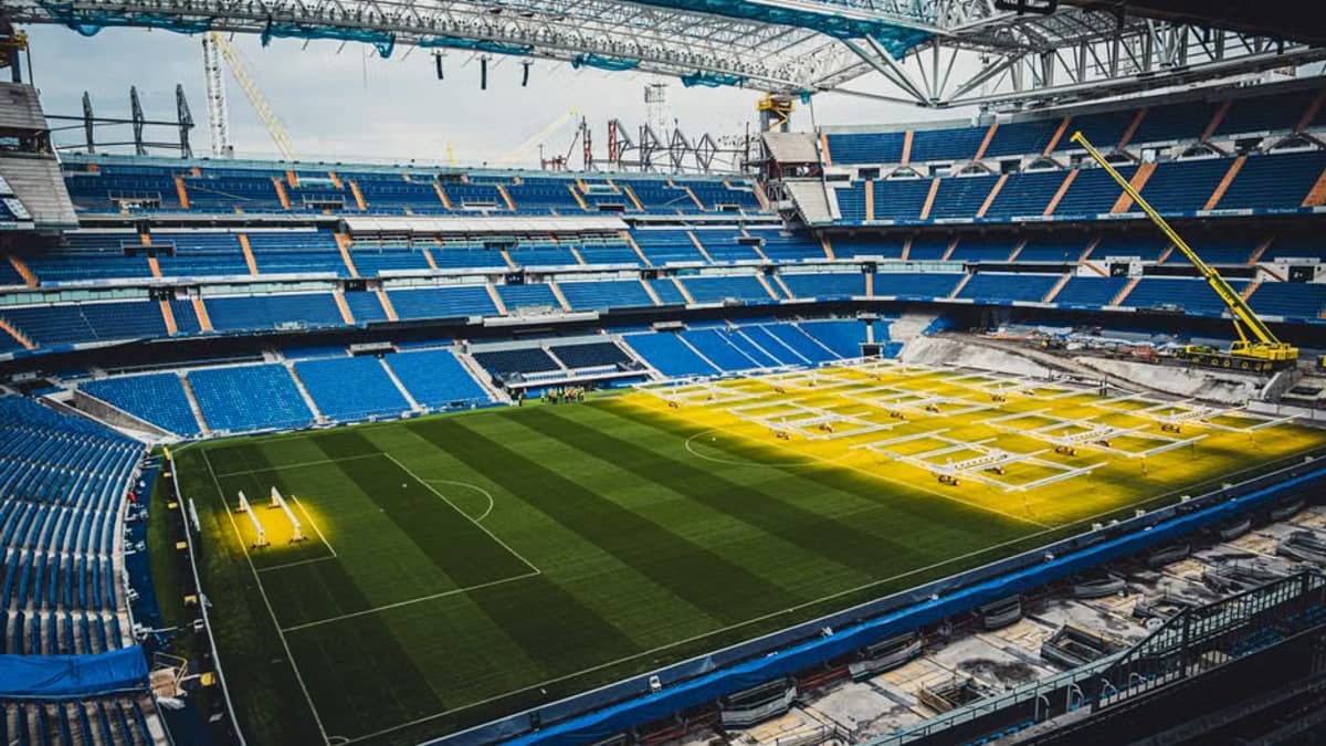 Financial Regulations Loom Large as Manchester City Faces High-Stakes Fixtures