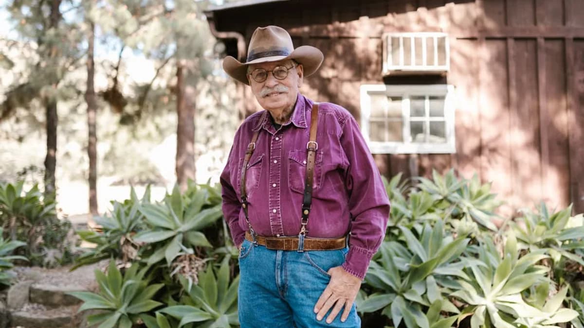 Jim Bakker, televangelist who co-founded "The PTL Club" empire but fell into disgrace, dies at 86