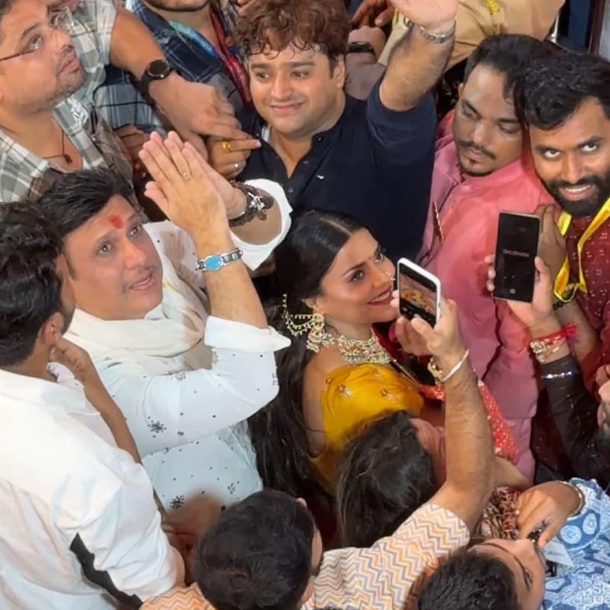कश्मीरा शाह ने इन गर्माती खबरों के बीच अपने आधिकारिक सोशल मीडिया हैंडल पर एक बेहद तीखा और क्रिप्टिक पोस्ट शेयर किया है।