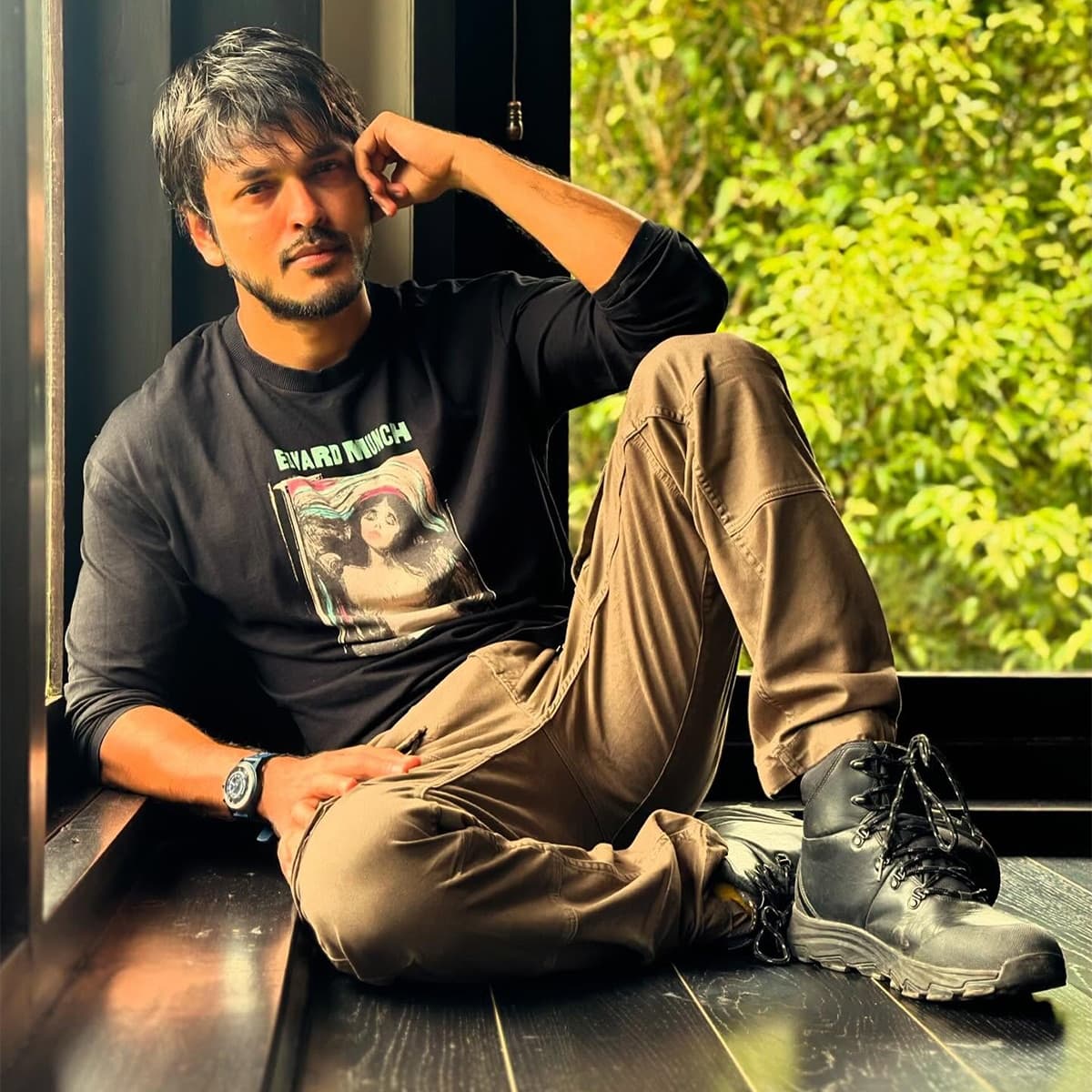 अपने अभिनय करियर की शुरुआत ललित ने साल 2008 में एक मराठी टेलीविजन शो से की थी, जहां से उन्हें दर्शकों का प्यार मिला।
