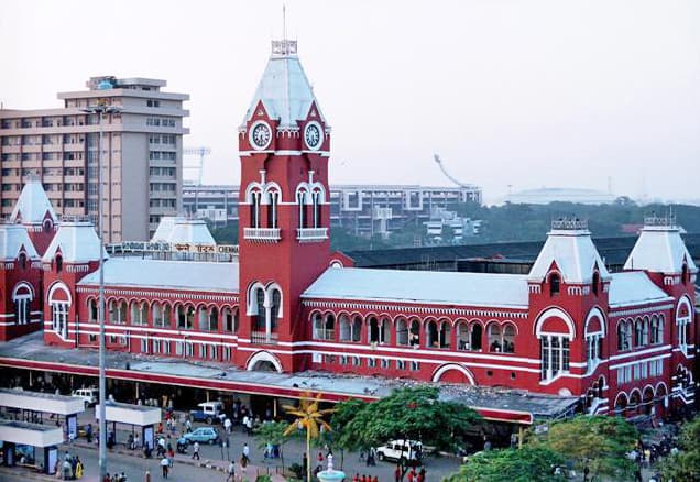 Festive Rush: Heavy Shortage of Train Tickets from Delhi to Bihar Ahead of Diwali and Chhath