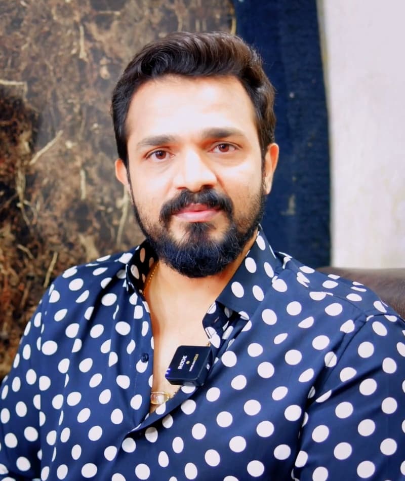 सस्पेंस और थ्रिलर प्रेमियों के लिए खास सौगात: ओटीटी पर तहलका मचा रही कन्नड़ सीरीज 'राक्षसा'