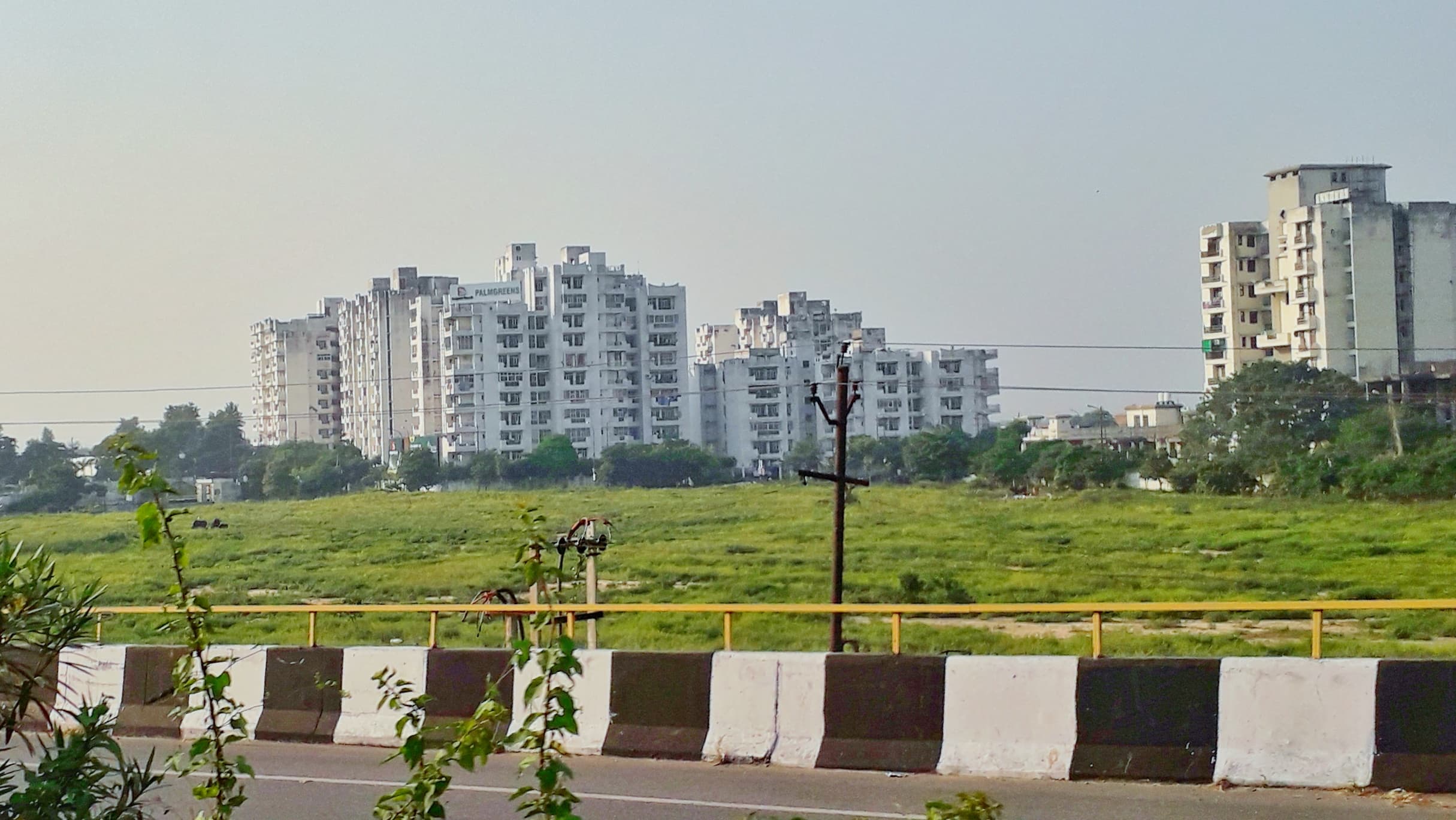 यूपी इंटरनेशनल ट्रेड शो: समाज कल्याण विभाग का अनोखा आउटलेट, मॉडल और सेल्फी प्वाइंट से समझाई जा रही योजनाएं