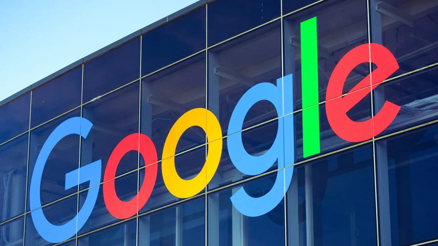 बिना स्क्रीन का Google Fitbit Air भारत में लॉन्च: क्या यह डिजिटल डिटॉक्स का नया हथियार है?
