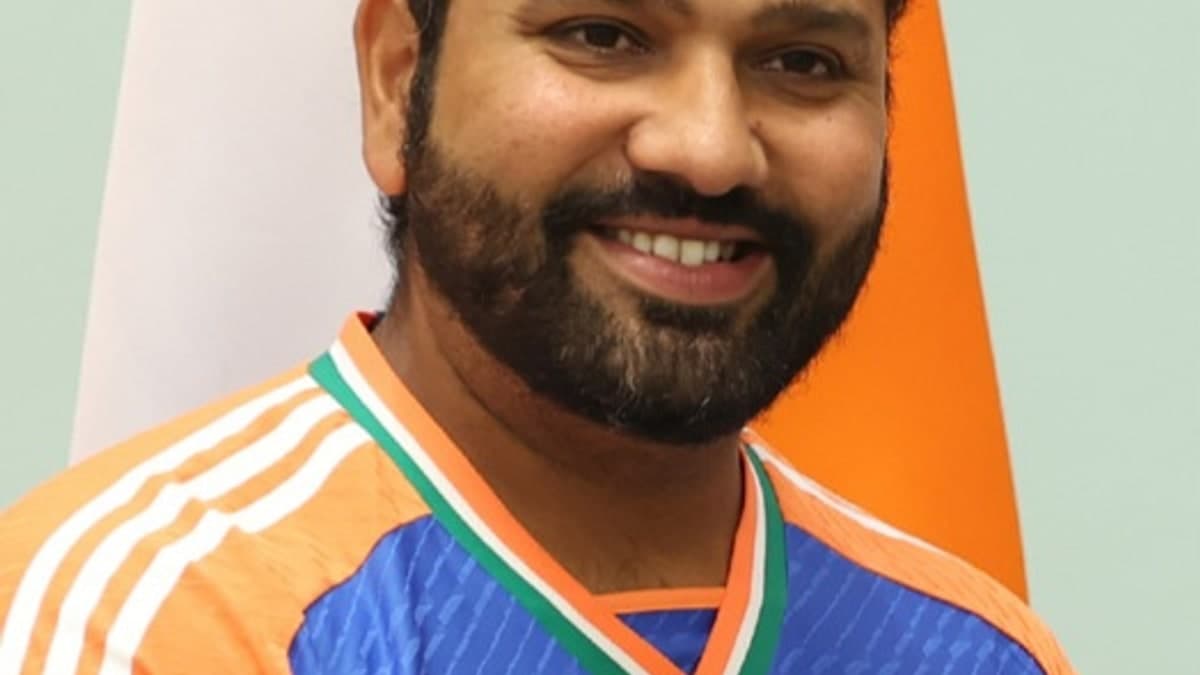 रोहित शर्मा का ऐतिहासिक सफर: शतकों का रोमांच और आंकड़ों के घेरे में हिटमैन की फॉर्म