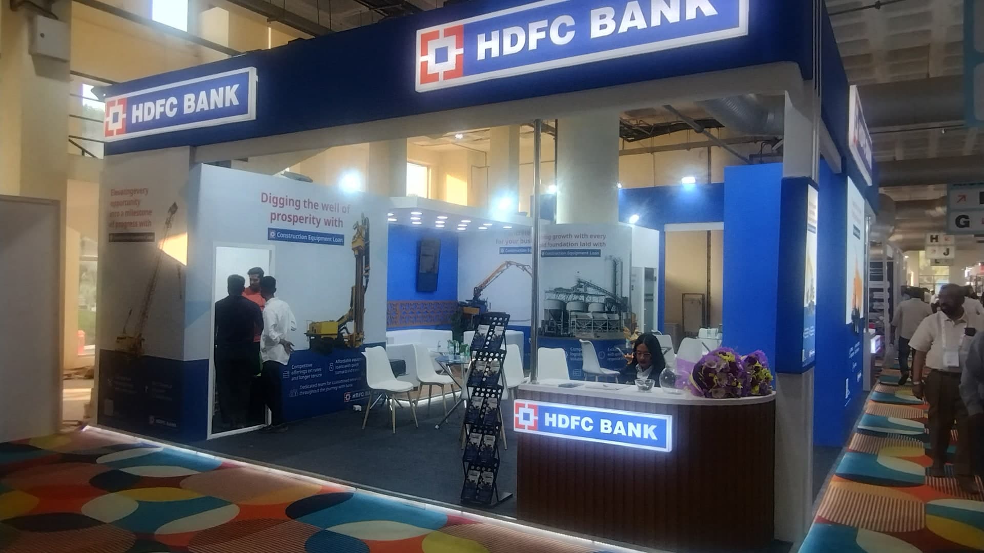 HDFC बैंक में बड़े बदलाव और नतीजों की आहट: क्या निवेशकों के दिन बहुरेंगे?