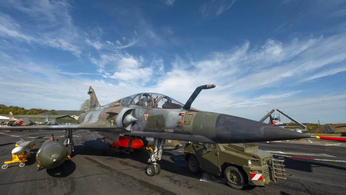 UK Government Defends RAF Fairford Security Following US Bomber Withdrawal