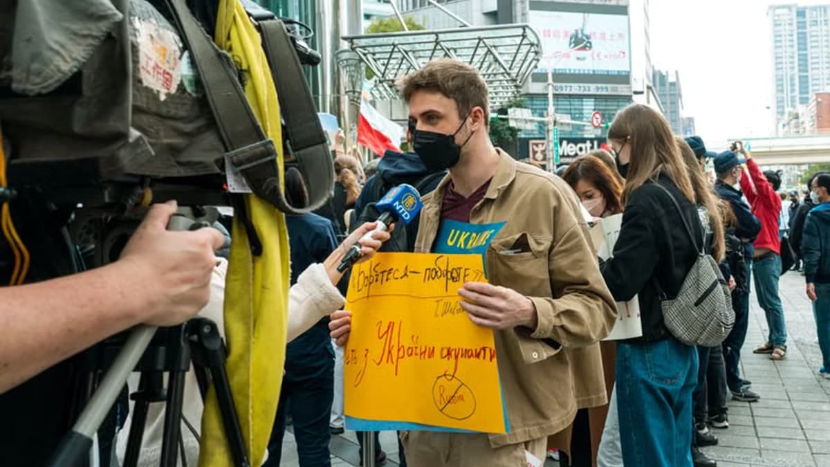 Zelenskyy Urges Western Allies for Rapid Air Defense Reinforcements
