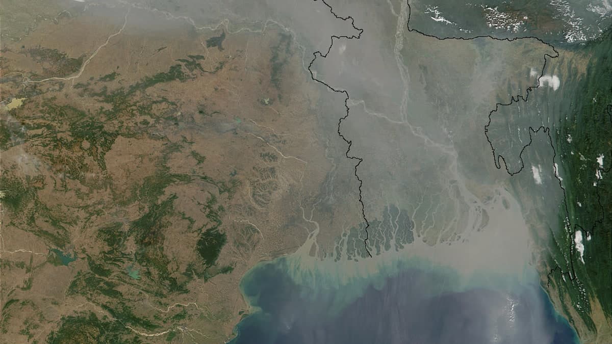 Western Disturbance Triggers Weather Change in Uttar Pradesh: Heavy Rain and Storm Alert Issued
