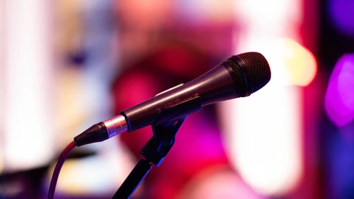 Comedian Bill Burr Sparks Debate With Latest Stand-Up Tour Announcements