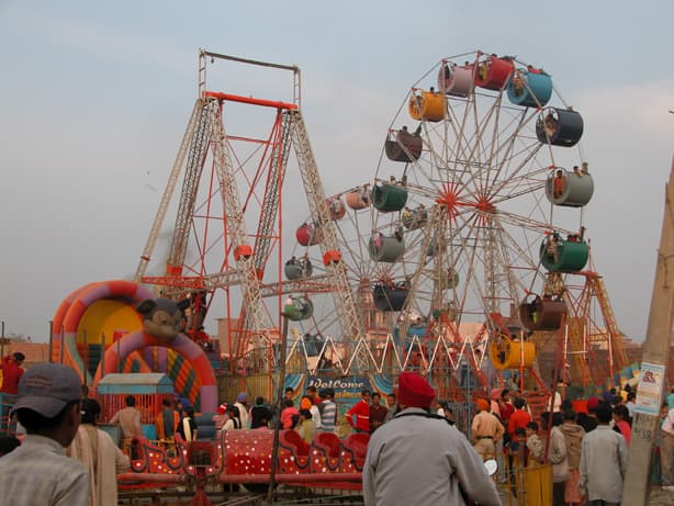 Jalvihar Mela Viral Video: Serious Questions Raised Over Stage Dance and Cash Tossing