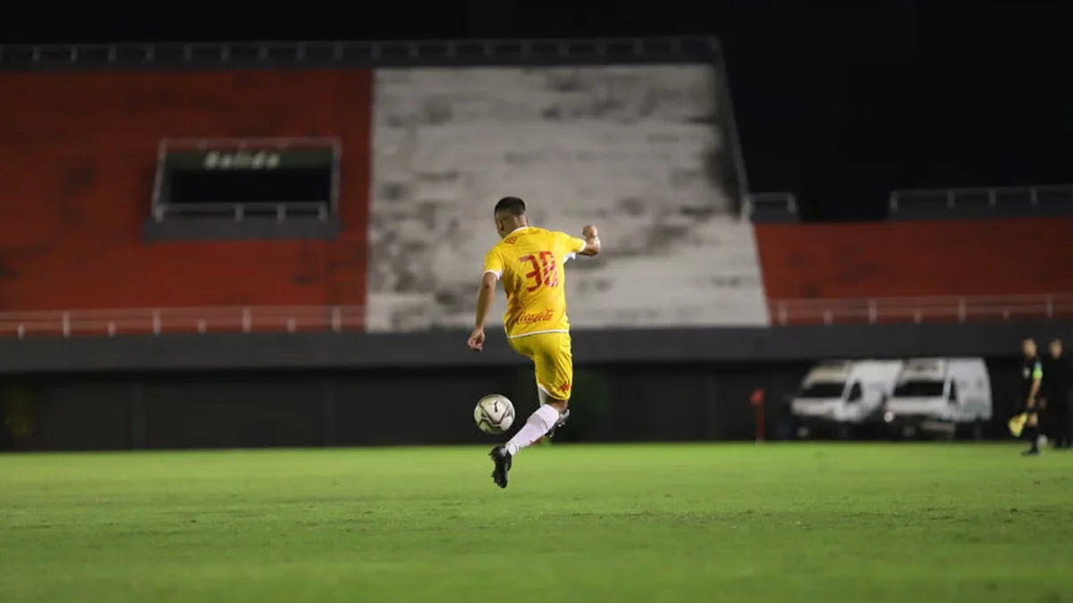 Mikel Merino Settles into Premier League Life with Tactical Importance