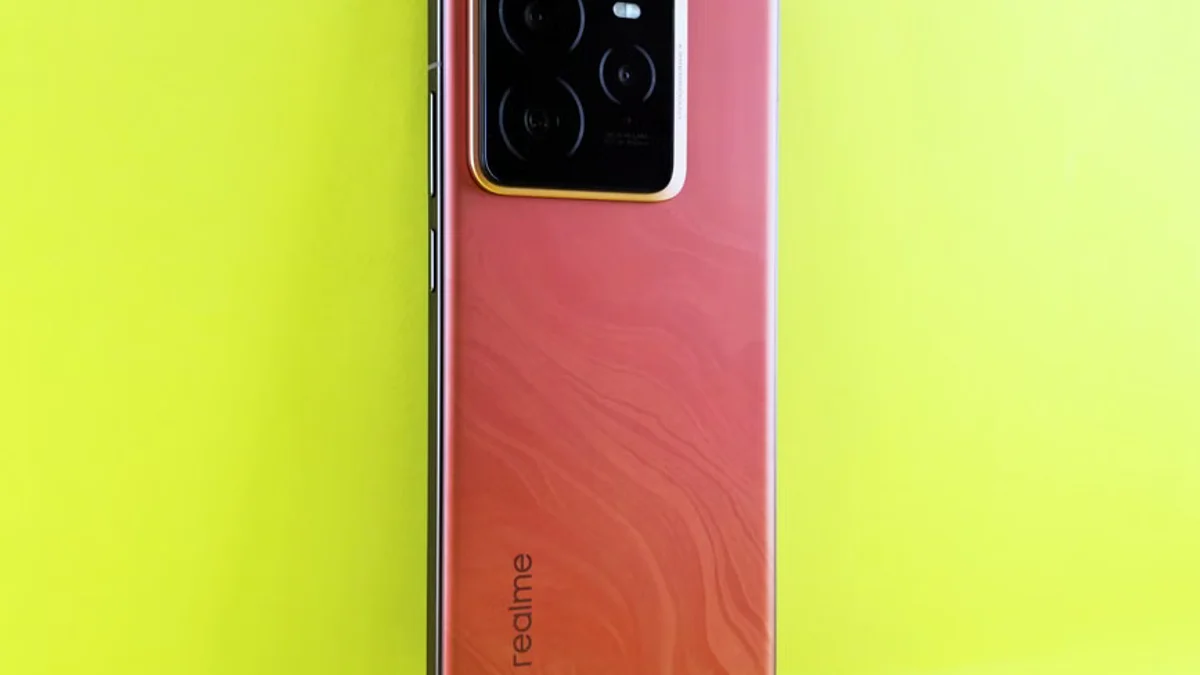 50MP Selfie कैमरा, 7200mAh बैटरी और 144Hz OLED डिस्प्ले के साथ vivo V80 5G फोन हुआ लॉन्च