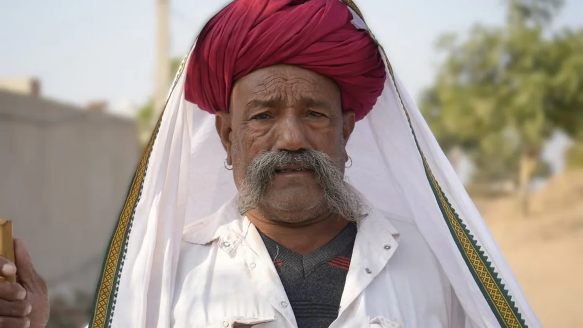 Rahu Gochar 2026: 5 दिसंबर को मकर राशि में पहुंचेंगे राहु, 3 राशियों की बदल सकती है किस्मत!