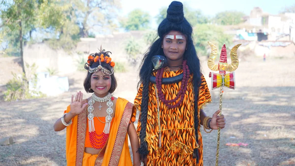 प्रख्यात ज्योतिषी ऋतु सिंह को मिली शिवाश्री उपाधि: अयोध्या में महंत जनमेजय शरण बोले- यह अनन्य भक्ति, ज्ञान ...