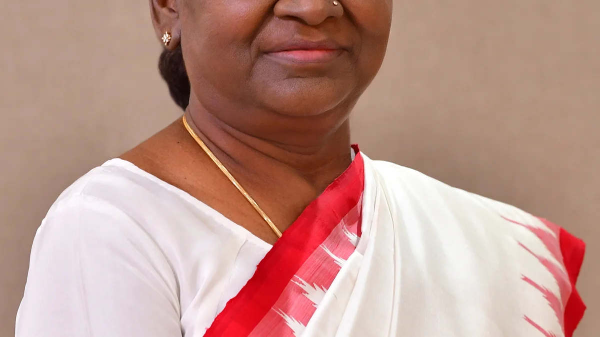President Droupadi Murmu Visits Atal Tunnel, Calls It Symbol of India's Technological Might