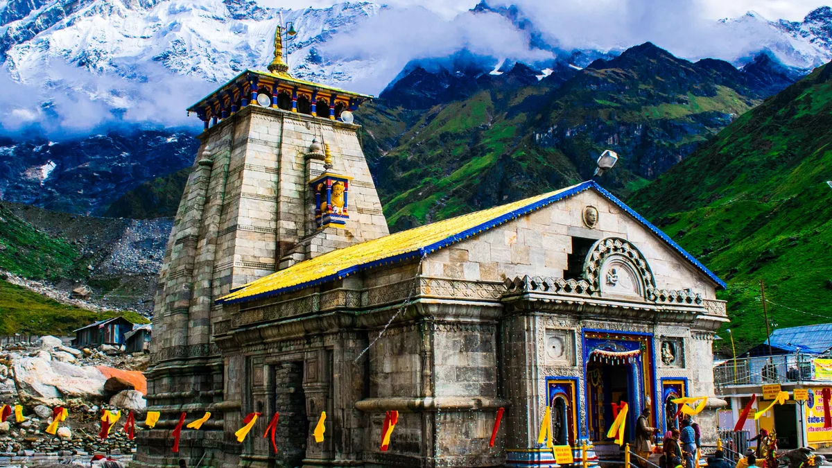 Video: Air Ambulance Emerges as Life Saver for Over 50 Sick Pilgrims Amid Harsh Weather in Kedarnath