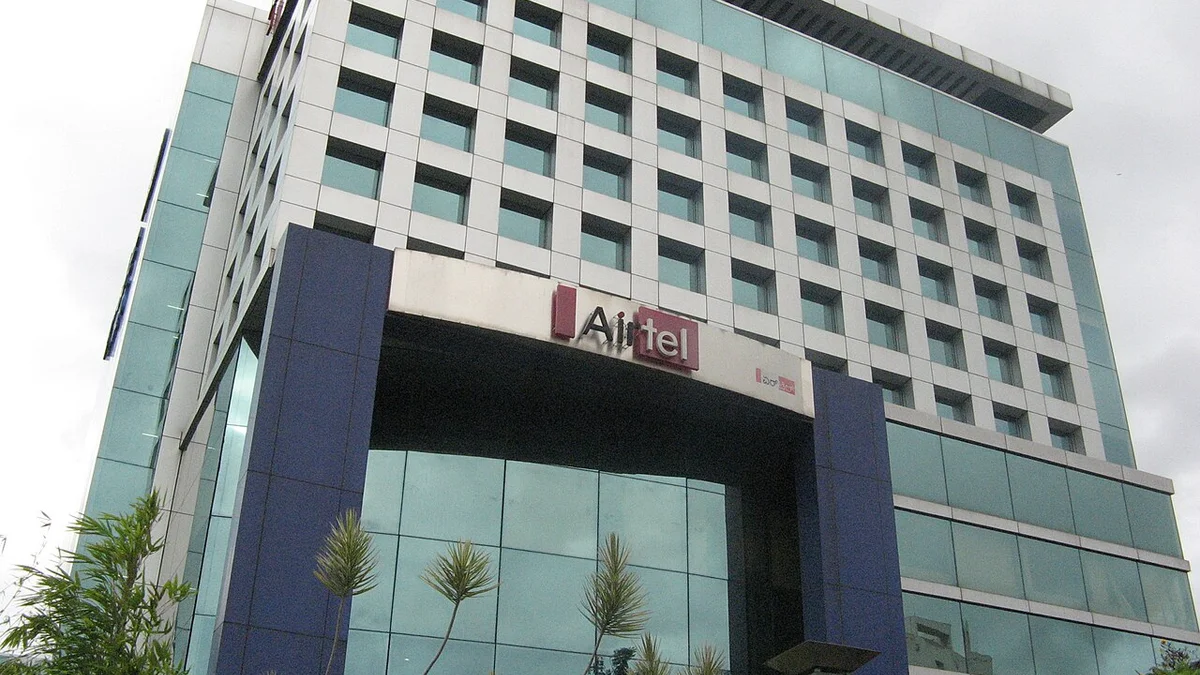 Airtel Hikes Postpaid Plans: Monthly Bills Go Up, Free International Roaming Offered in Return