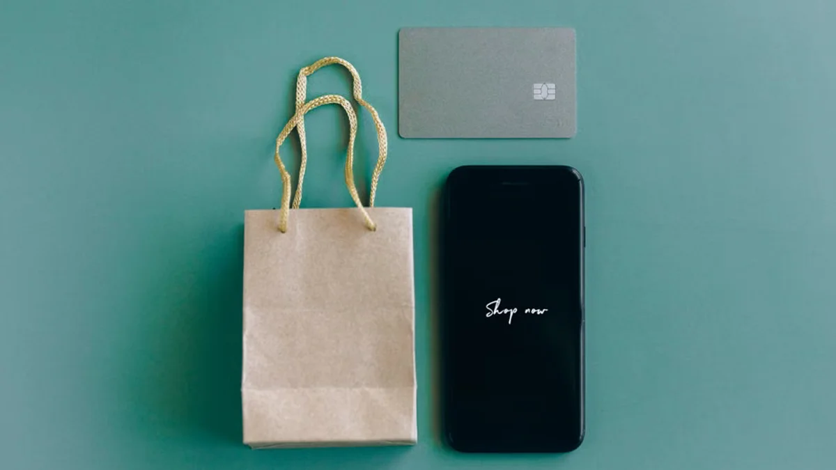 Final Hours of Prime Day Bring Deep Discounts on Apple Watch and AirPods