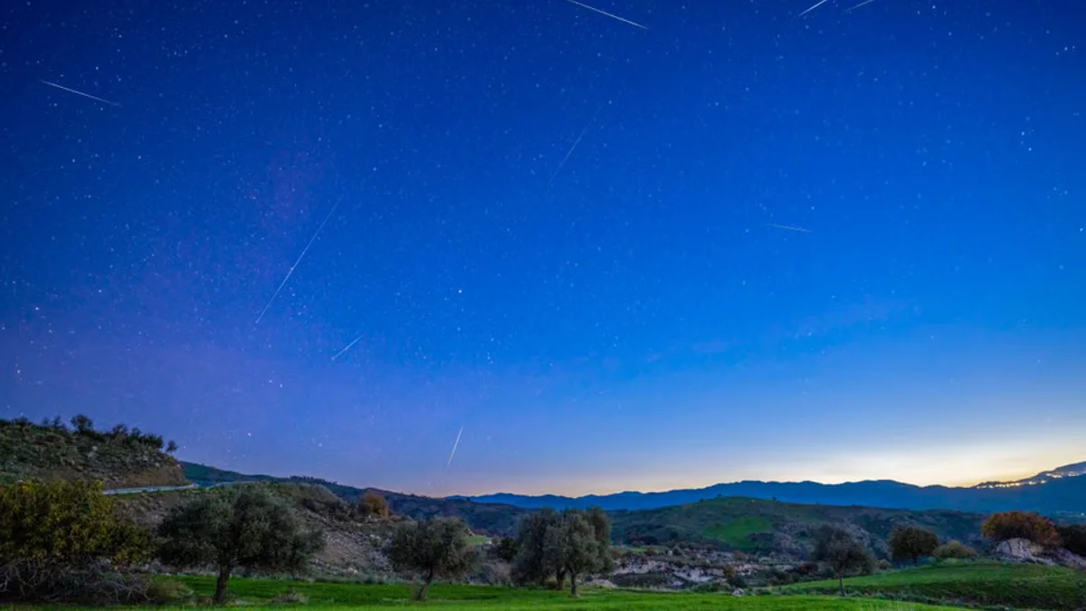 The Draconid meteor shower peaks on Oct. 8 before bedtime. Here's how to see it