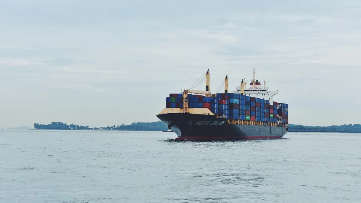 Strait of Hormuz Shipments Drop to Two-Month Low Following Attacks
