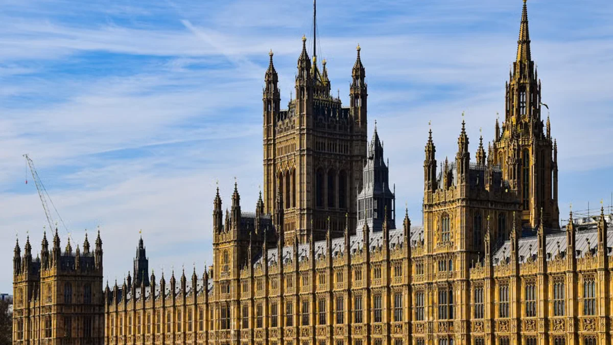 New Immigration Policy Proposals Spark Heated Parliamentary Debate in London