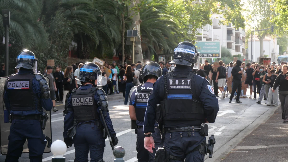 Video: France Gen Z Up in Arms as Hundreds of Schools Shut and Thousands Detained; Understanding the Crisis