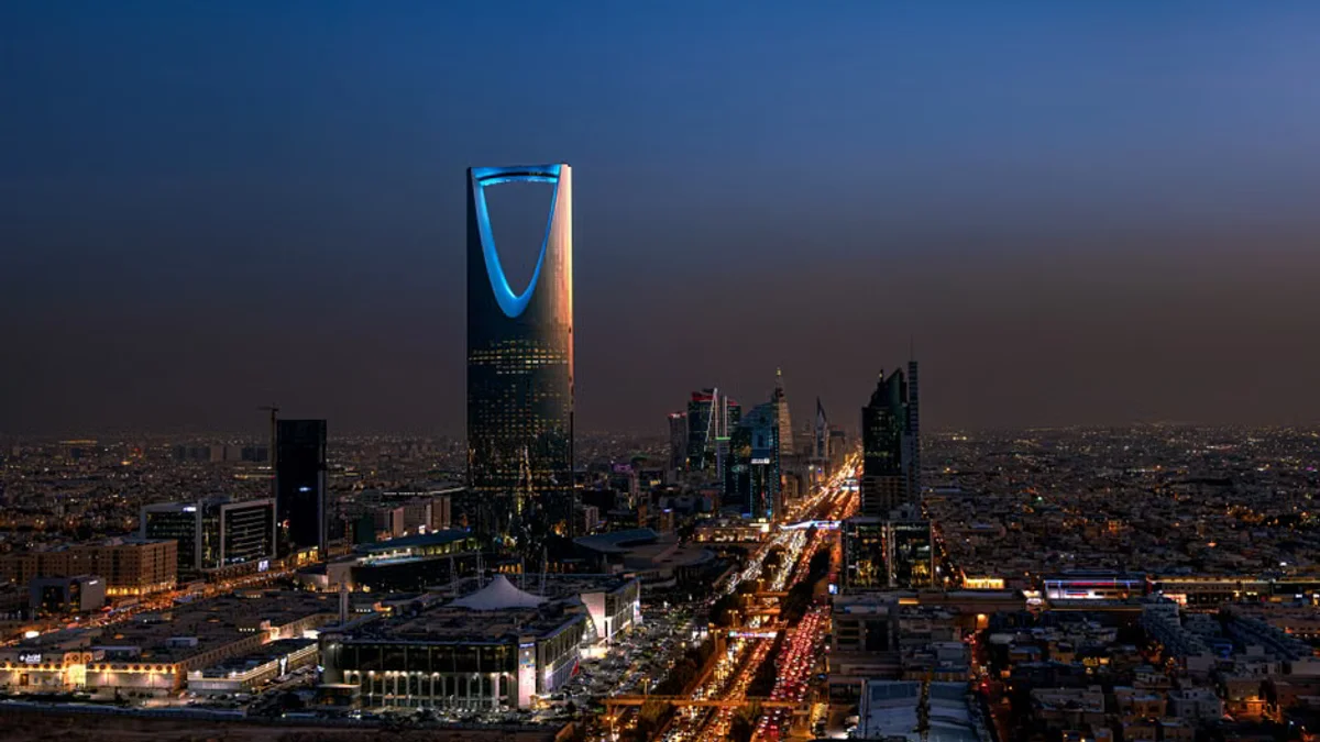 Explosions Shake Riyadh as Houthis Claim Responsibility for Missile Strikes