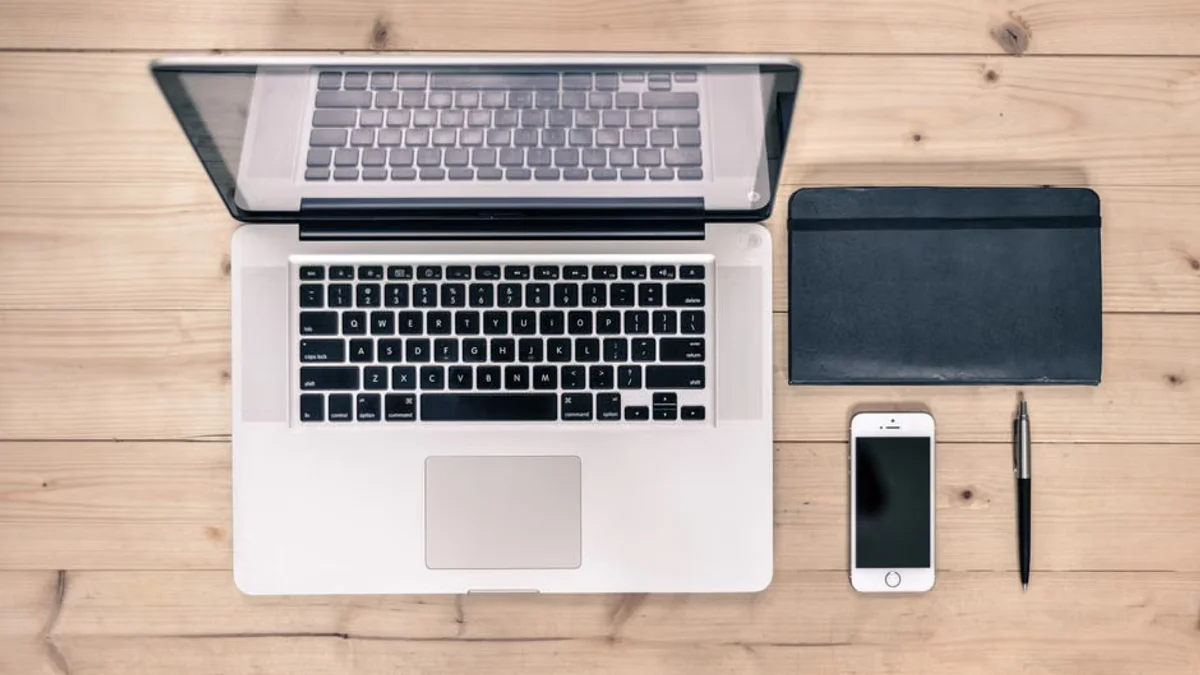 Apple Reportedly Set to Launch Touch-Screen MacBook and New iPad Mini