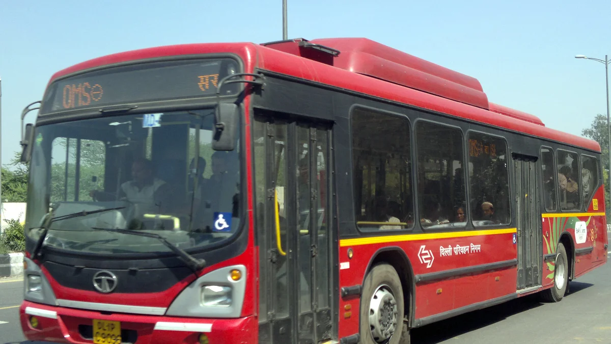 वीडियो: देश की राजधानी में बड़े राजनीतिक मार्च से पहले हाई अलर्ट, सुरक्षा कारणों से अचानक बंद हुए कई प्रमुख मेट्रो स्टेशन