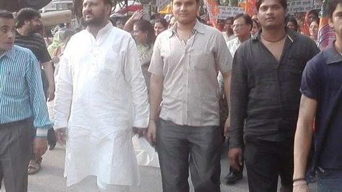 सीनियर सिटीजन सीट को लेकर मामूली बात पर हुआ खूनी विवाद, मेट्रो परिसर में शख्स की मौत से मचा हड़कंप