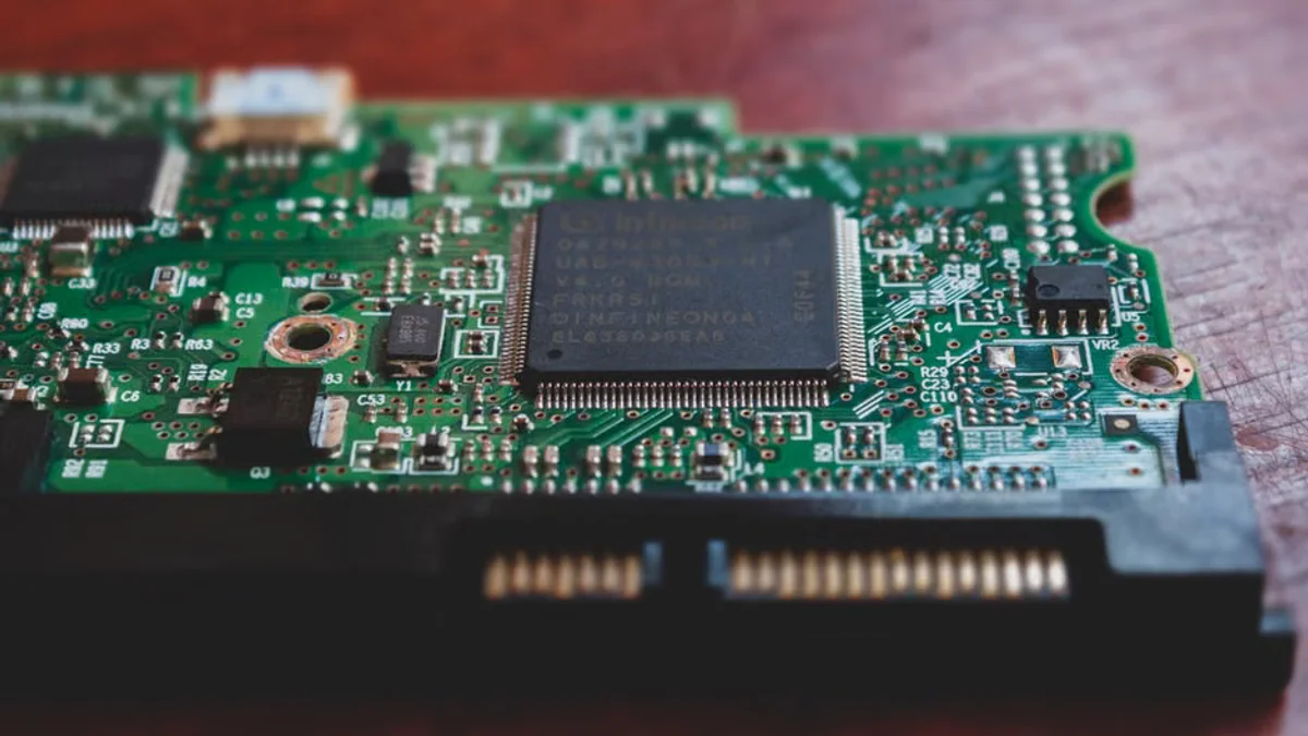 वैश्विक एआई तेजी से प्रेरित रिकॉर्ड मुनाफे के लिए टीएसएमसी सेट