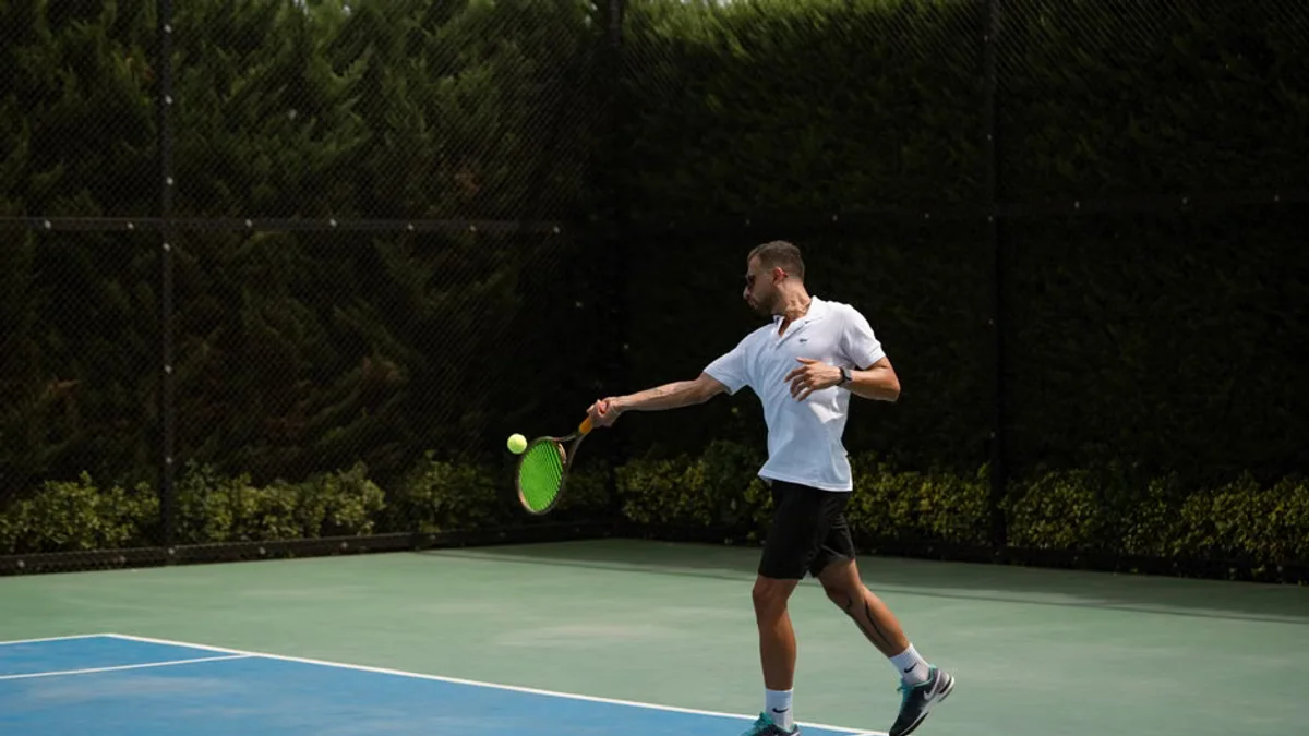 Félix Auger-Aliassime Drives Momentum on the International Tennis Circuit