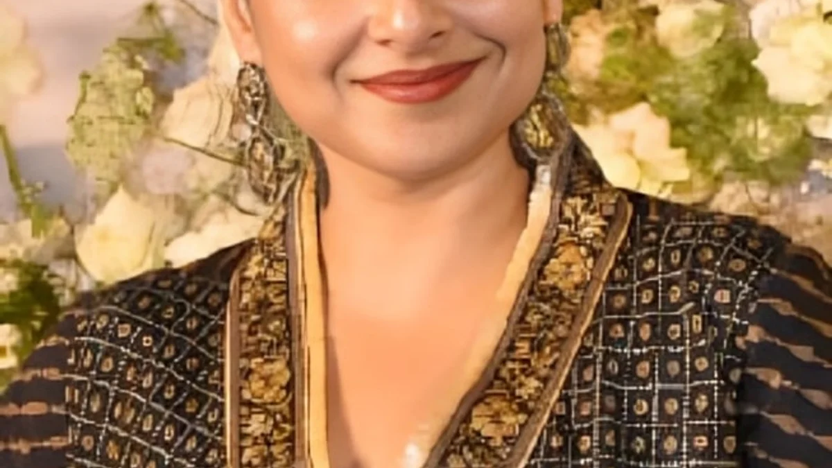 वीडियो: जब सुपरस्टार रजनीकांत के सामने सिगरेट का धुआं उड़ाते हुए कांपने लगे थे विद्या बालन के हाथ, डायरेक्टर ने खोला पर्दे के पीछे का राज