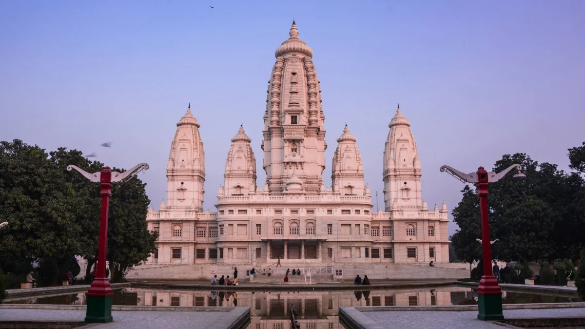 अंधविश्वास और भूत-प्रेत के खौफ में उजड़ा परिवार: 6 महीने के भीतर एक-एक कर तीन सगे भाइयों ने की खुदकुशी, इलाके में दहशत