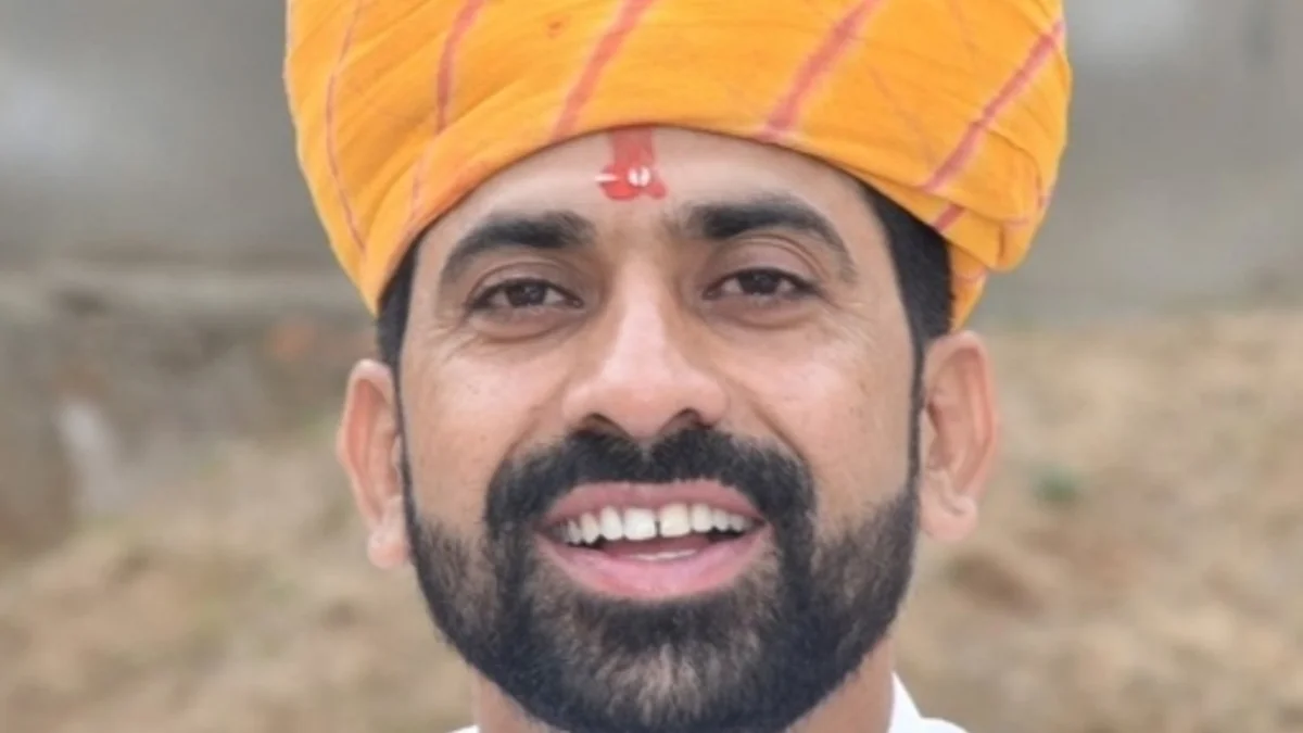 फोन कर घर से बाहर बुलाया, फिर शख्स पर की ताबड़तोड़ फायरिंग! सनसनीखेज वारदात से दहशत