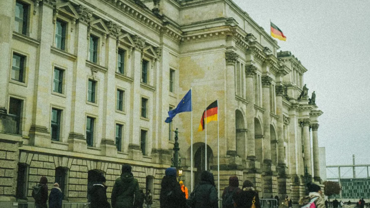 Berlin Coalition Talks Collapse Deal Blow to Left-Leaning Alliance