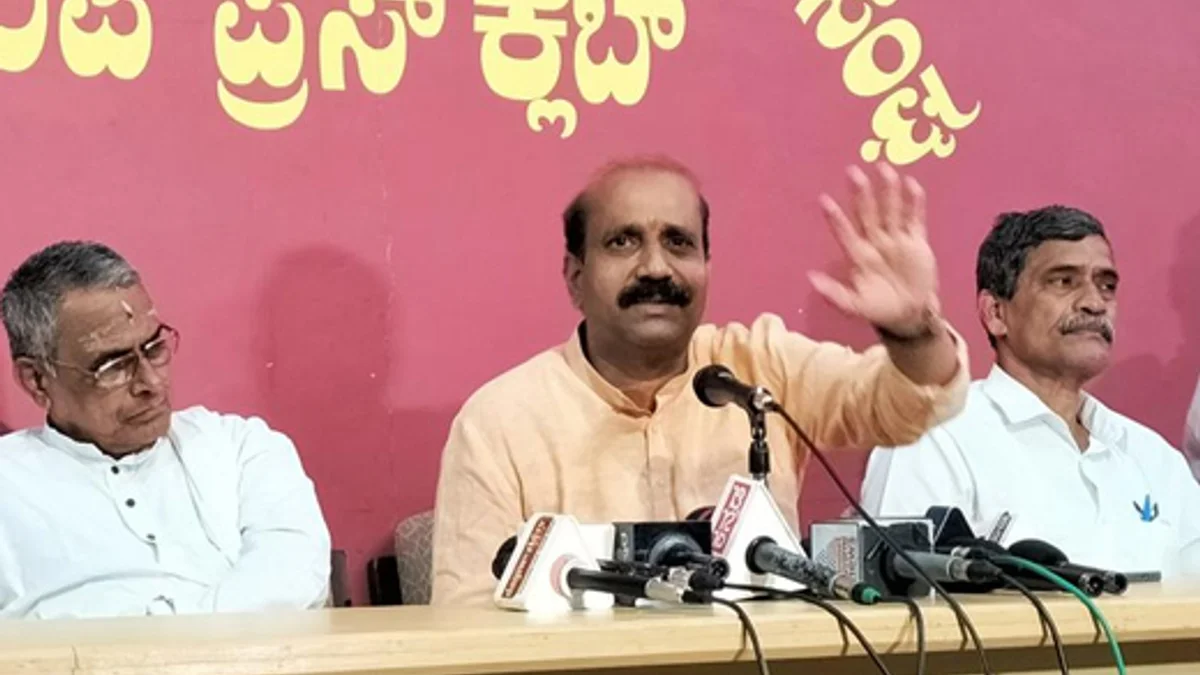 के. रघुपति भट को लेकर क्यों गरमाई सियासत? जानिए क्या है पूरा मामला