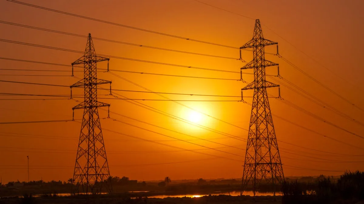 Power Grid Emergency Declared Across 13 US States Amid Extreme Weather