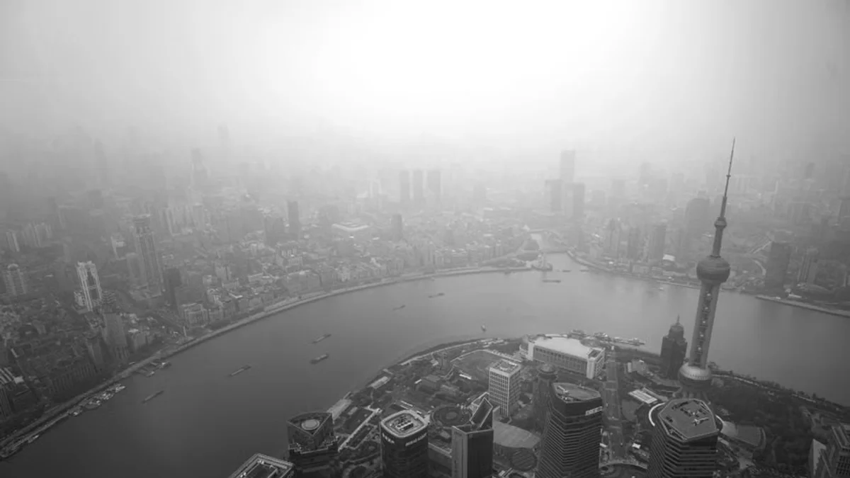 Singapore Issues Health Advisory As Haze Returns Amid Indonesian Forest Fires