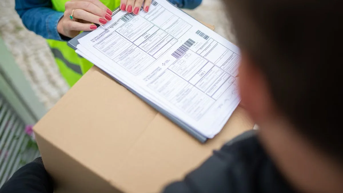 UK Postal Workers Threaten Nationwide Industrial Action Over Pay and Conditions