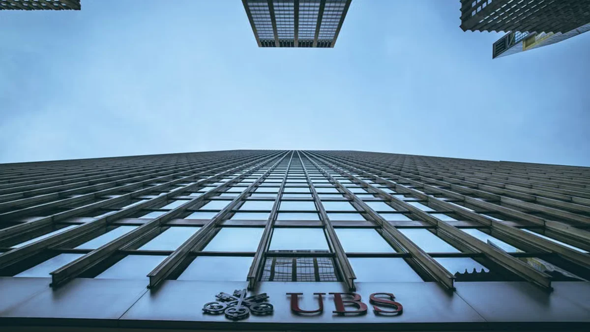 Federal Regulator Alleges Major US Banks Dropped Clients Over Beliefs