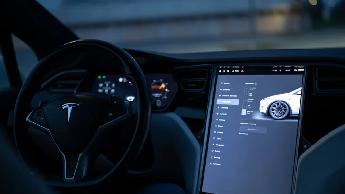 Tesla Readies Flying Car Demo to Pump Up Sluggish Auto Business